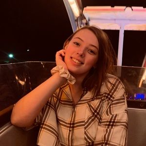 Meet your Posher, Emma